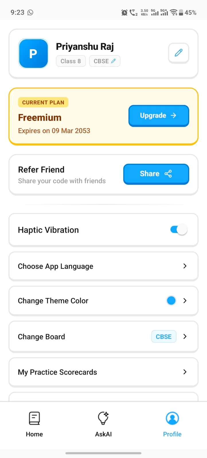 Krutsha AI student profile with board selection and Link Parent option